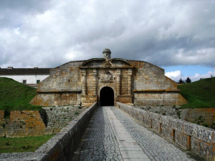 Almeida 